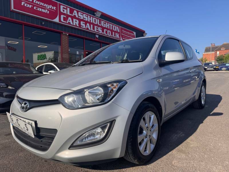 Hyundai I20 1.2 Active -7 Services- 2015 15 Silver