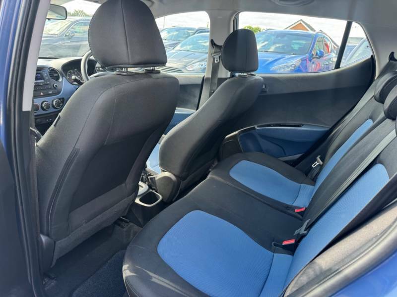 Hyundai I20 1.2 Active -7 Services- 2015 15 Silver #5