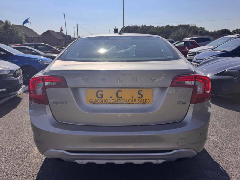 Volvo S60 D5 215 Es Geartronic - 2011 11 Gold #5