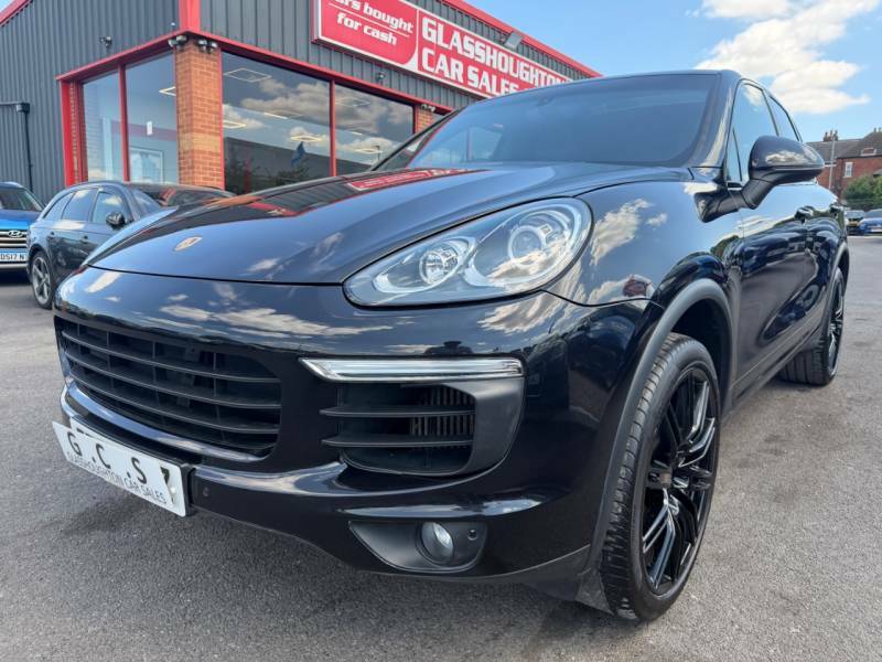 Porsche Cayenne 4X4 3.0 Black #1