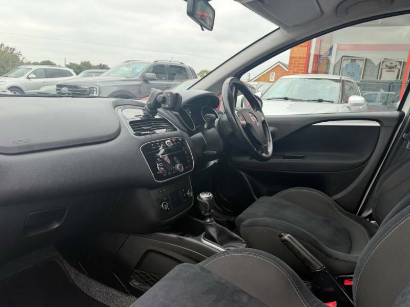 Fiat Punto 1.4 Easy -Full Service History- White #3