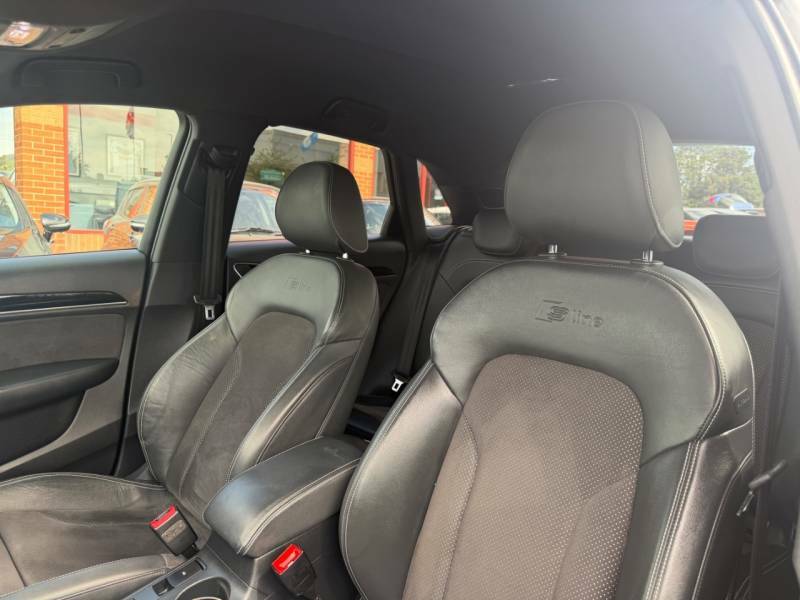 Audi Q3 2.0 Tdi Black Edition -1 Former Keeper- 2018 YG18RMW Grey #4
