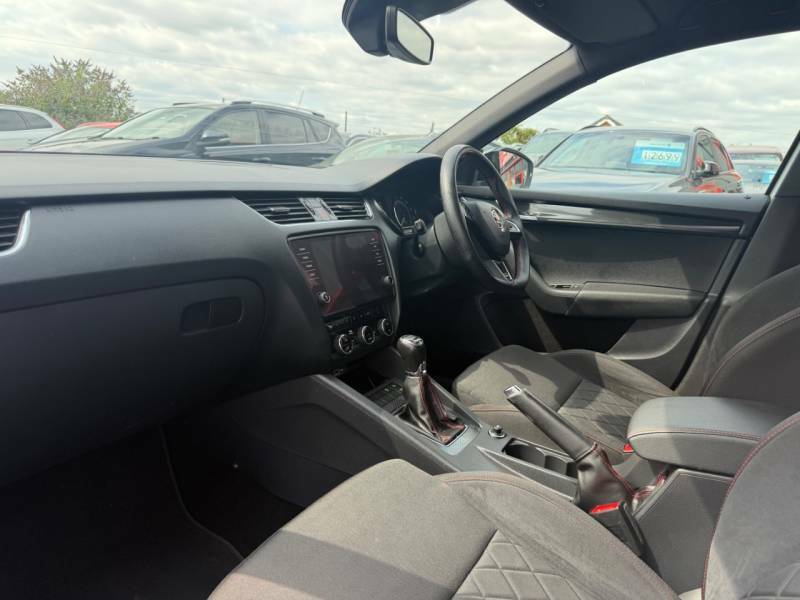 Skoda Octavia 2.0 Tsi 245 Vrs Black Pack -Full Service His CSZ5865 White #3