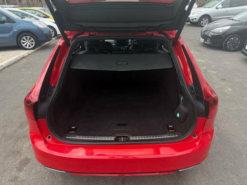 Volvo V90 Estate Blue #8