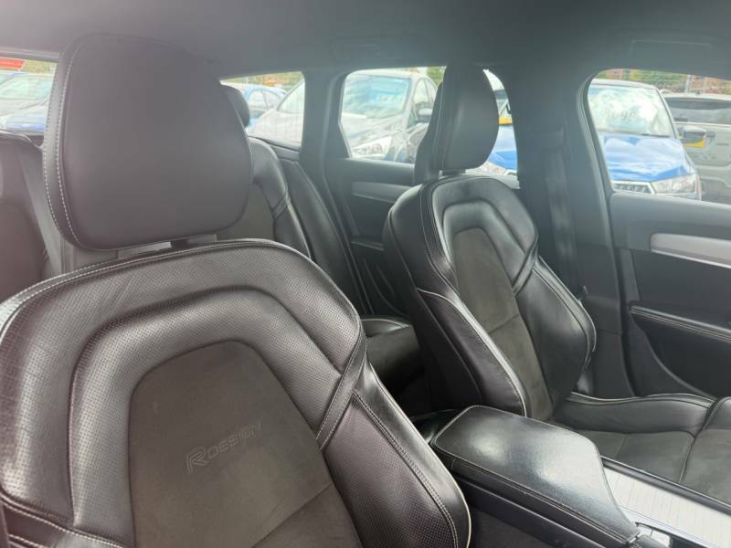 Volvo V90 Estate Blue #13