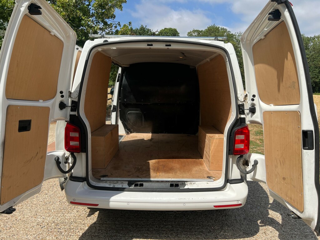 Volkswagen Transporter Unknown Black #22
