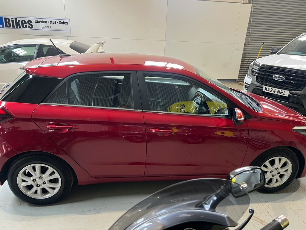 Hyundai I20 Mpi Se EO17XKN Red #6