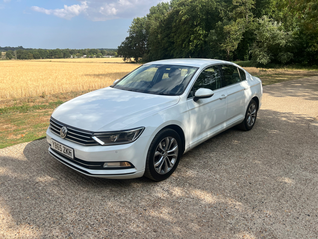 Volkswagen Passat 1.6 Tdi S Dsg Black #8