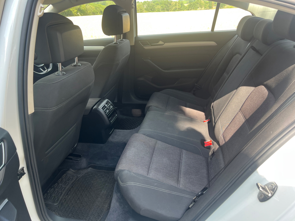 Volkswagen Passat 1.6 Tdi S Dsg Black #20
