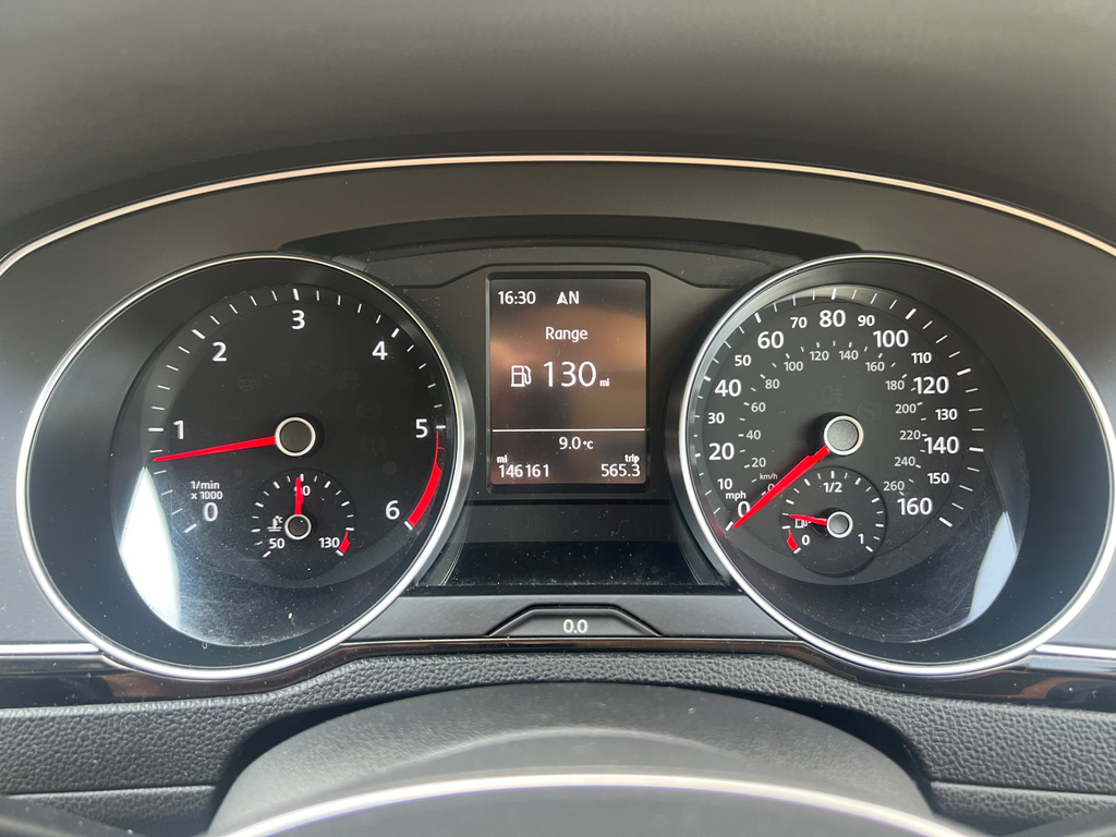 Volkswagen Passat 1.6 Tdi S Dsg Black #26