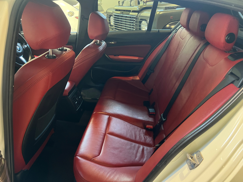 BMW M1 Only 32,325 Miles Service History Dakota Hea Red #27