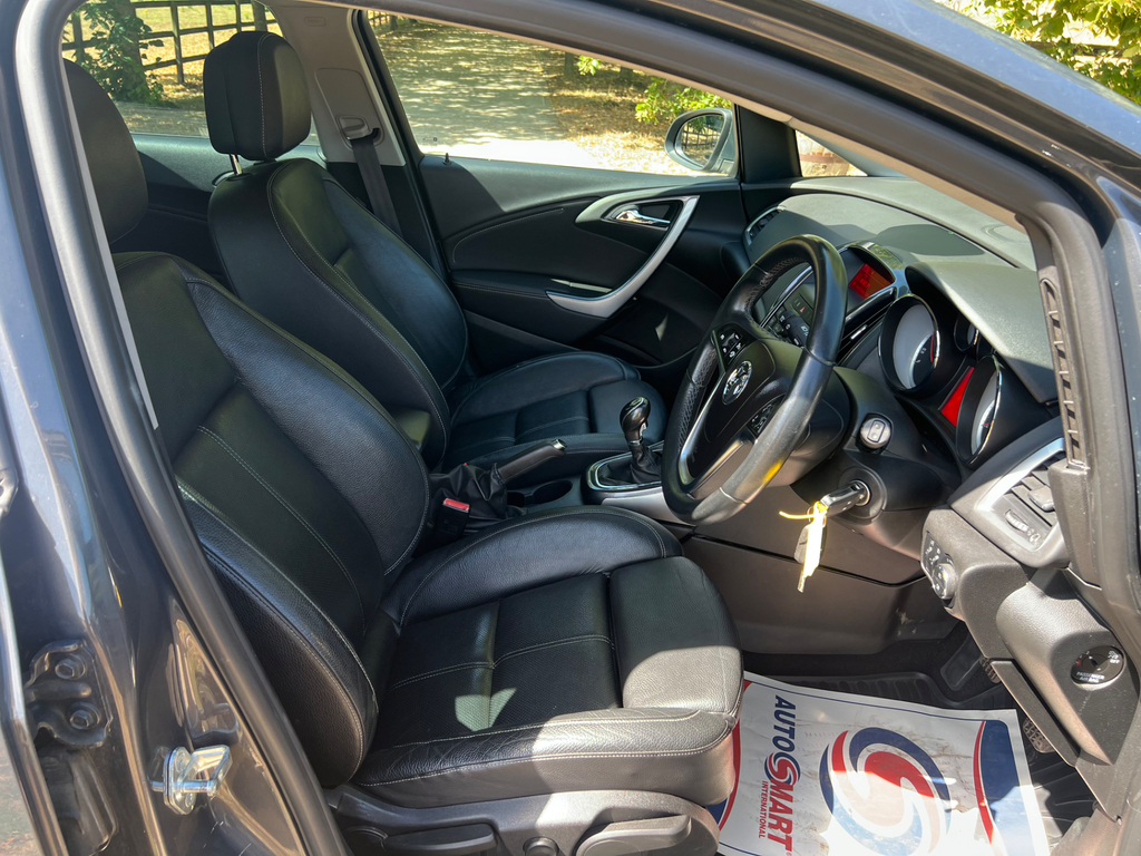 Vauxhall Astra 1.6 Sri 115 Bhp Brown #16
