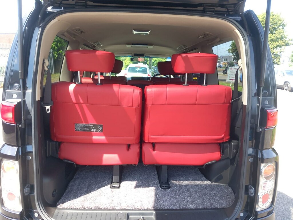Nissan Elgrand 2.5 250 Highway Star 7 Seats - 2026 75 Black #36