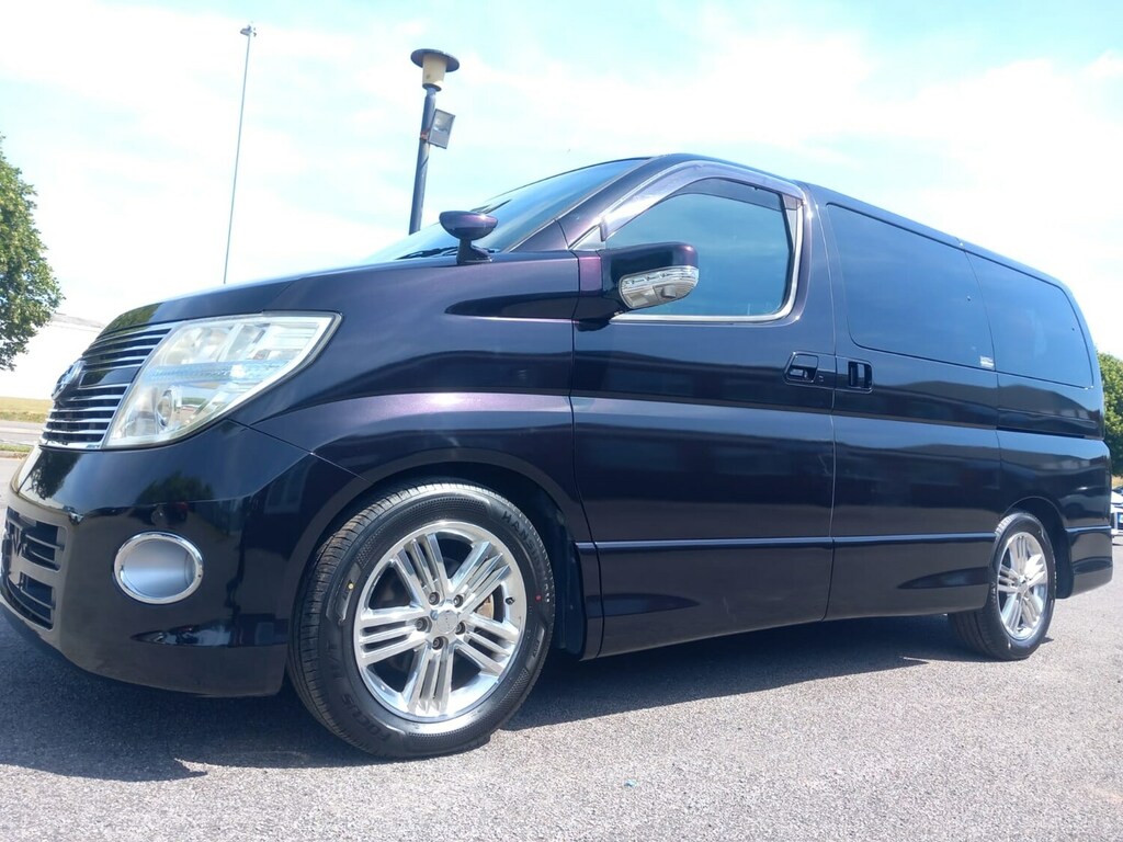 Nissan Elgrand 2.5 250 Highway Star 7 Seats - 2026 75 Black #12