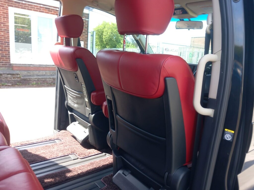 Nissan Elgrand 2.5 250 Highway Star 7 Seats - 2026 75 Black #35