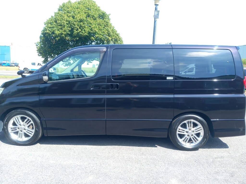 Nissan Elgrand 2.5 250 Highway Star 7 Seats - 2026 75 Black #22