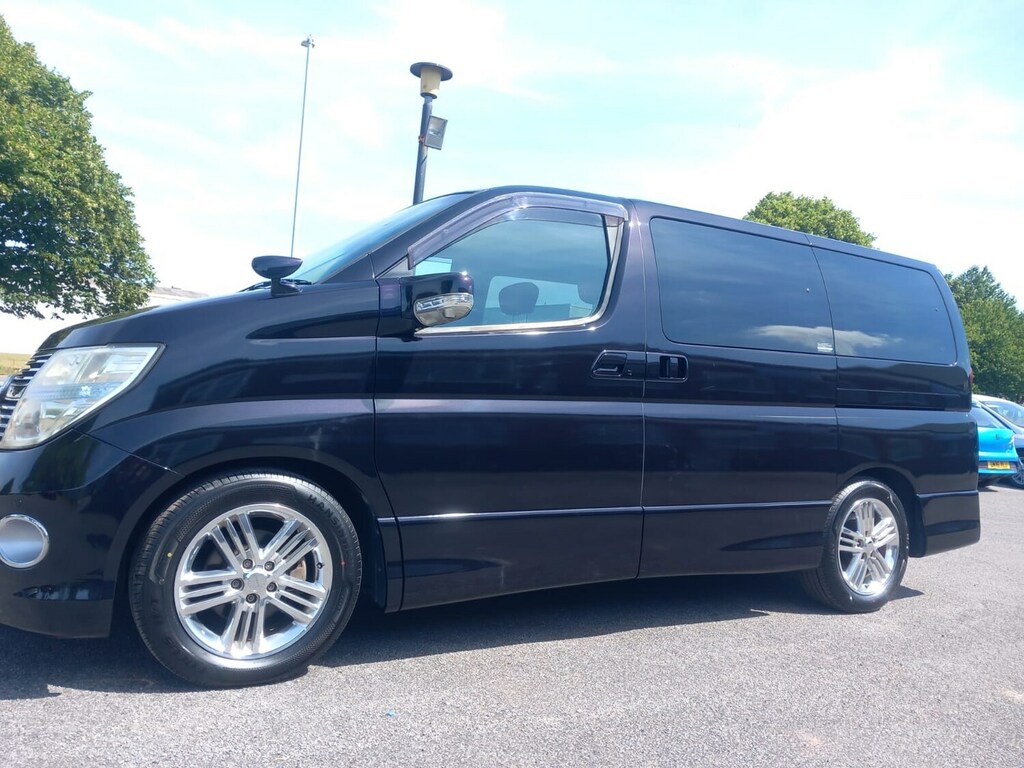 Nissan Elgrand 2.5 250 Highway Star 7 Seats - 2026 75 Black #23