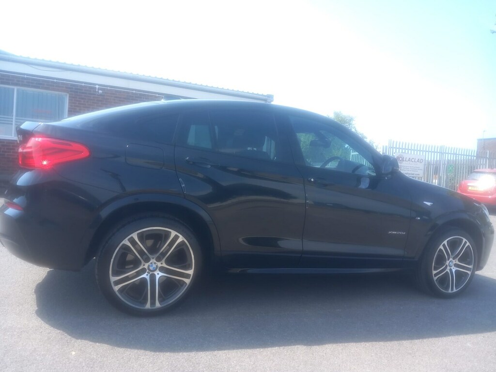 BMW X4 2.0 X4 Xdrive Black #20
