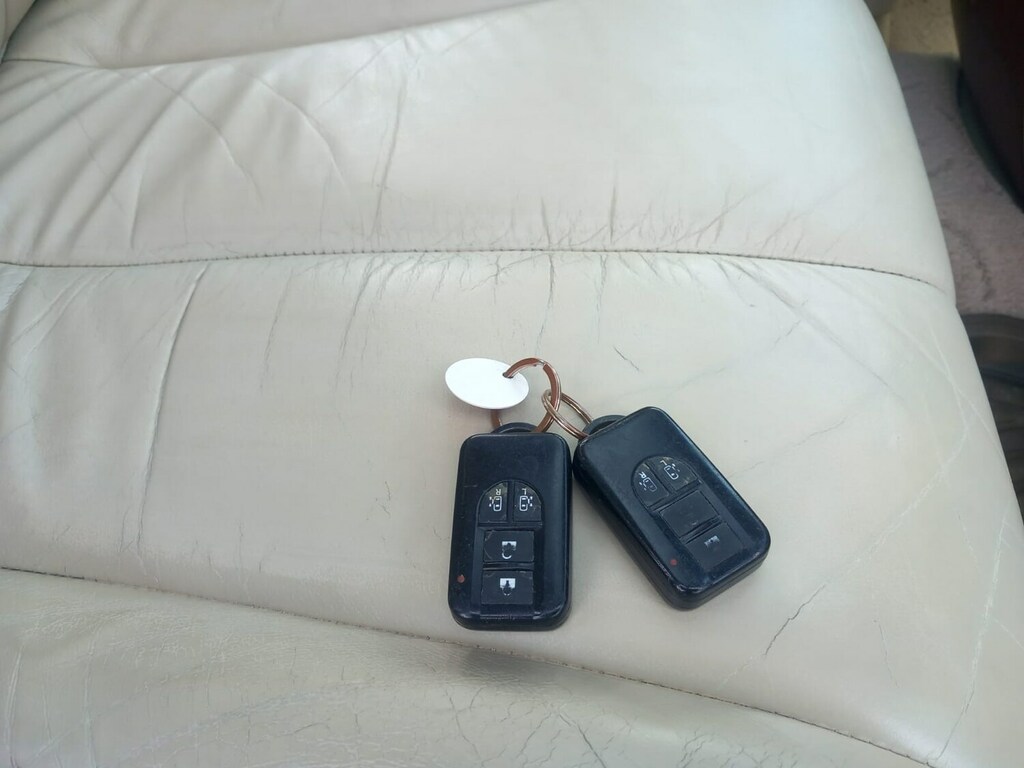 Nissan Elgrand 3.5 3.5 White #9