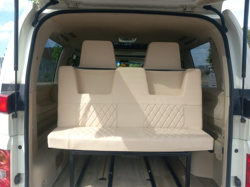 Nissan Elgrand With Rock N Roll Bed White #4