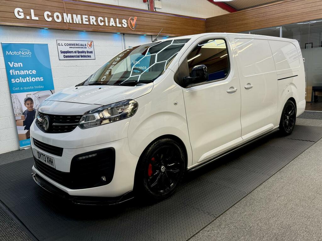 Vauxhall Vivaro 1.5 Turbo D 2900 Pro Panel Van 6Dr L White