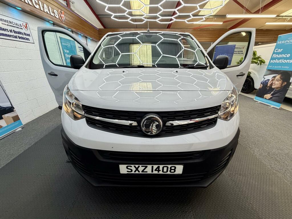 Vauxhall Vivaro 1.5 Turbo D 2900 Dynamic Panel Van 6Dr Manu SXZ1408 White #2