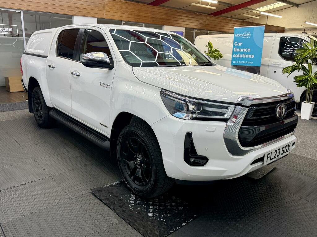 Toyota HILUX 2.4 D-4d Invincible Pickup Double Cab A FL23SGX White #5