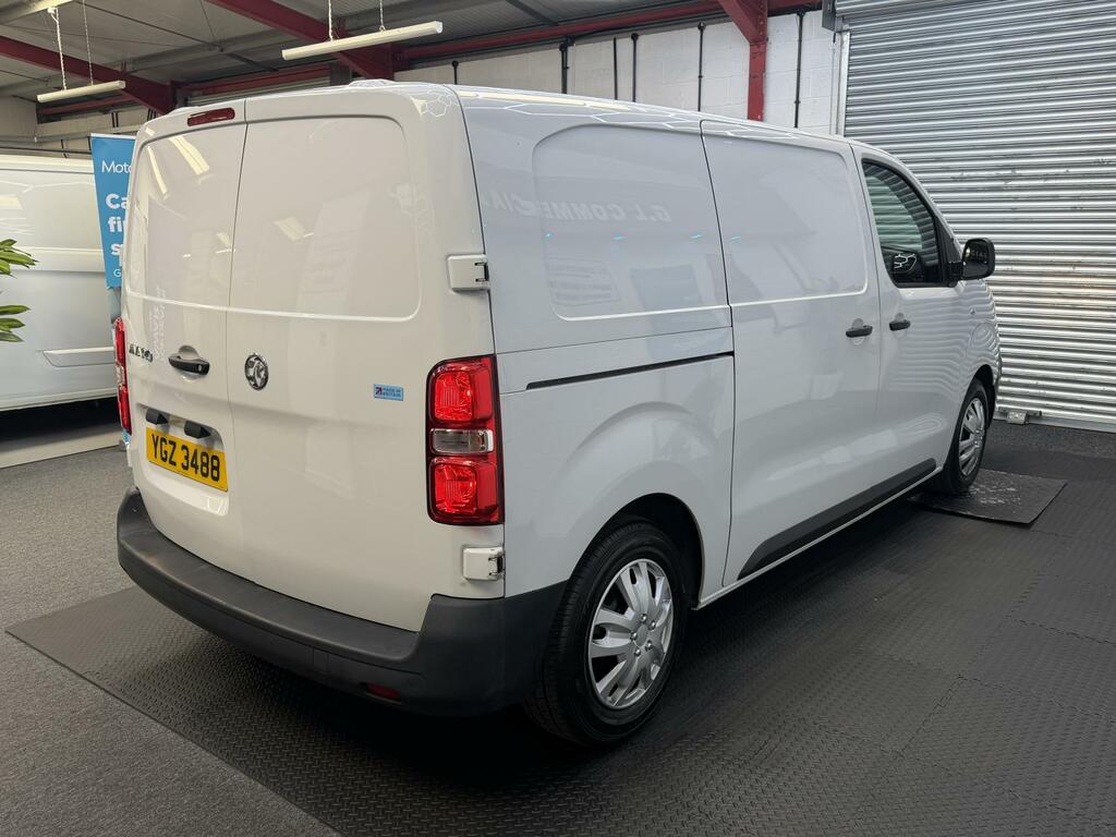 Vauxhall Vivaro 1.5 Turbo D 2700 Dynamic Panel Van 6Dr Manu YGZ3488 White #5