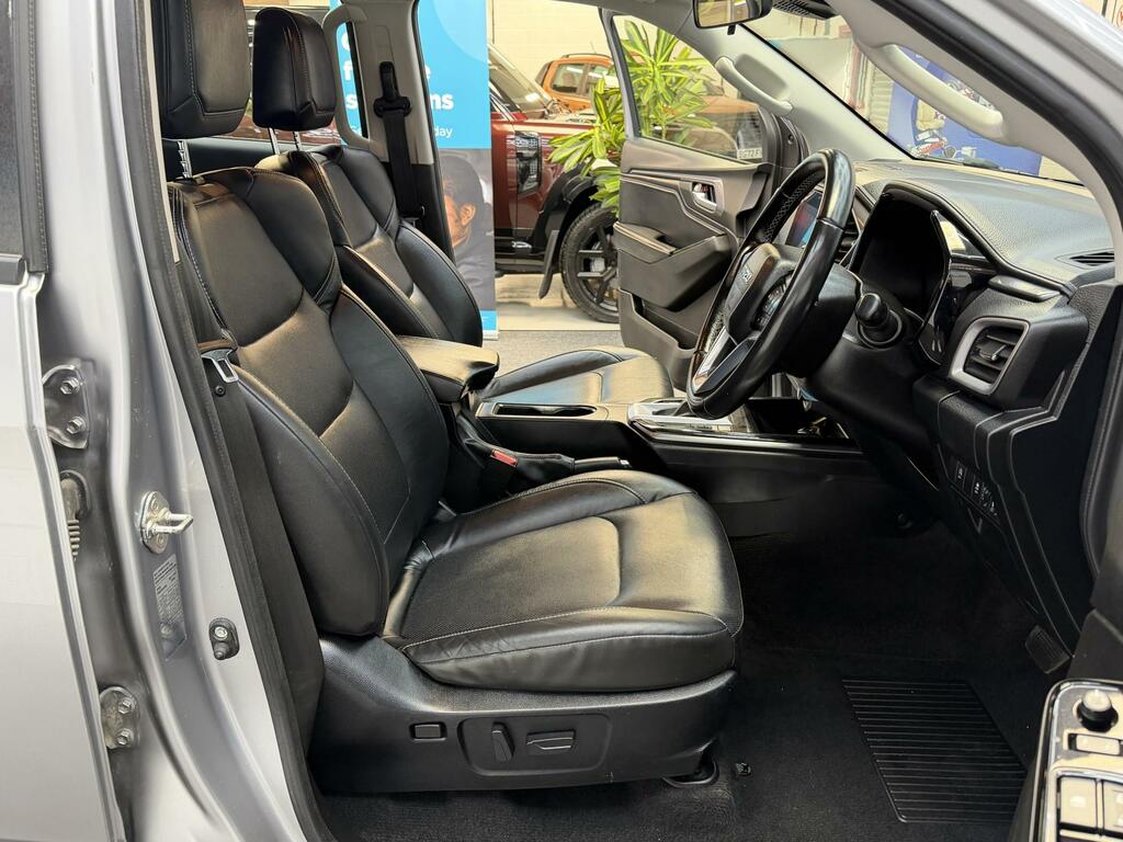 Isuzu D-Max Dl40 Silver #2