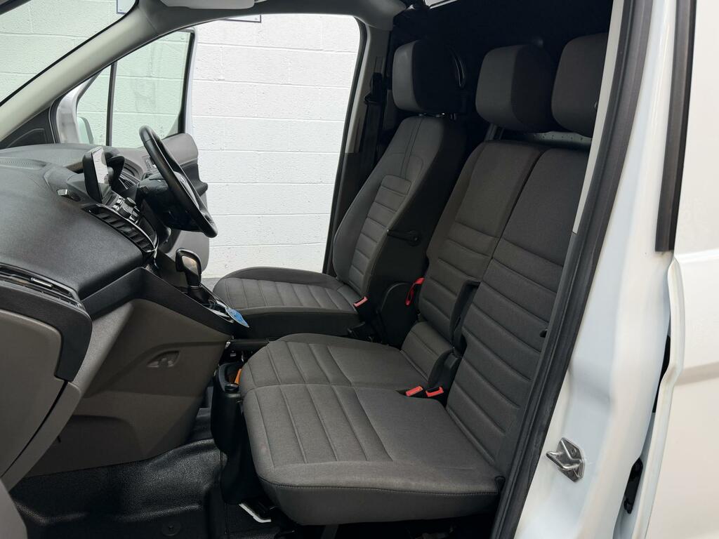 Ford Transit Connect Limited White #4