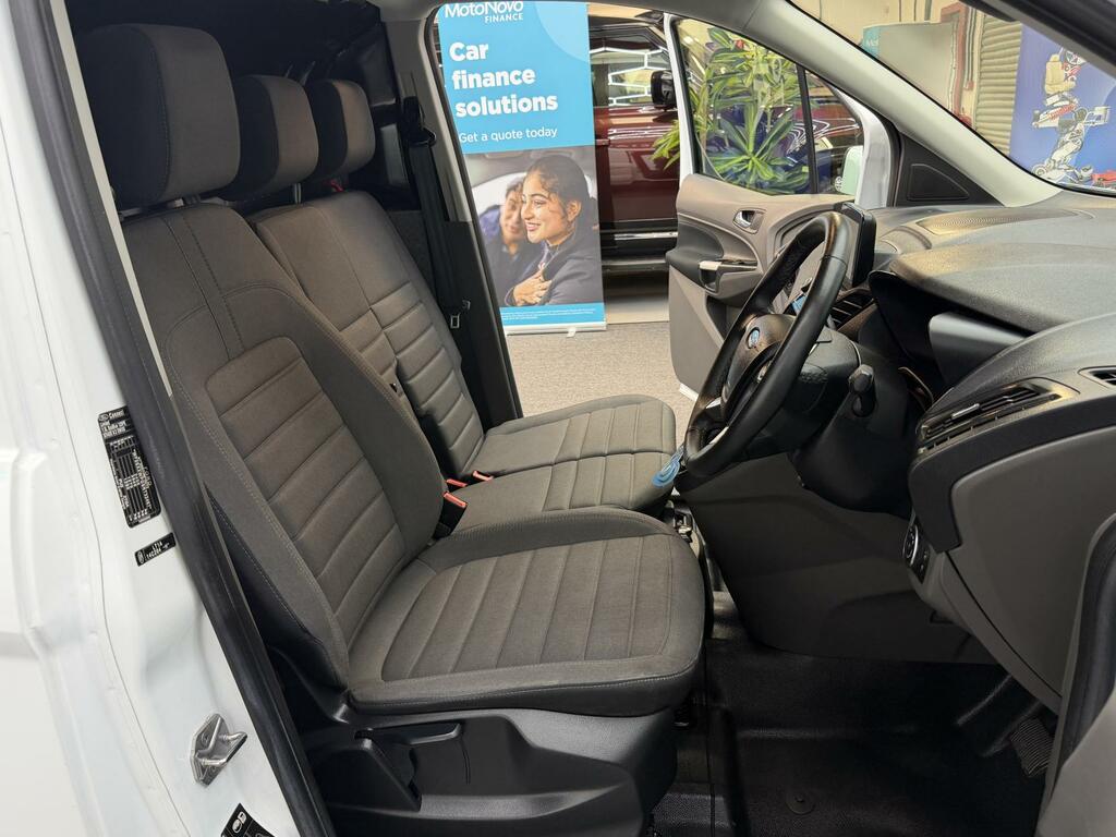 Ford Transit Connect Limited White #3