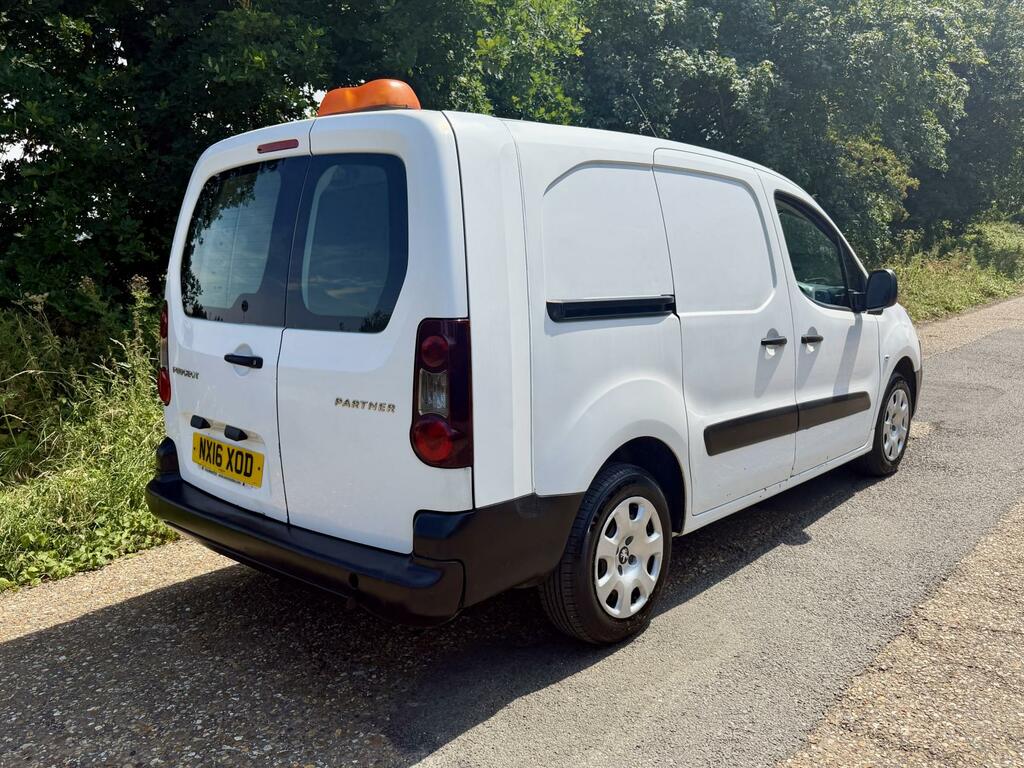Peugeot Partner S White #5