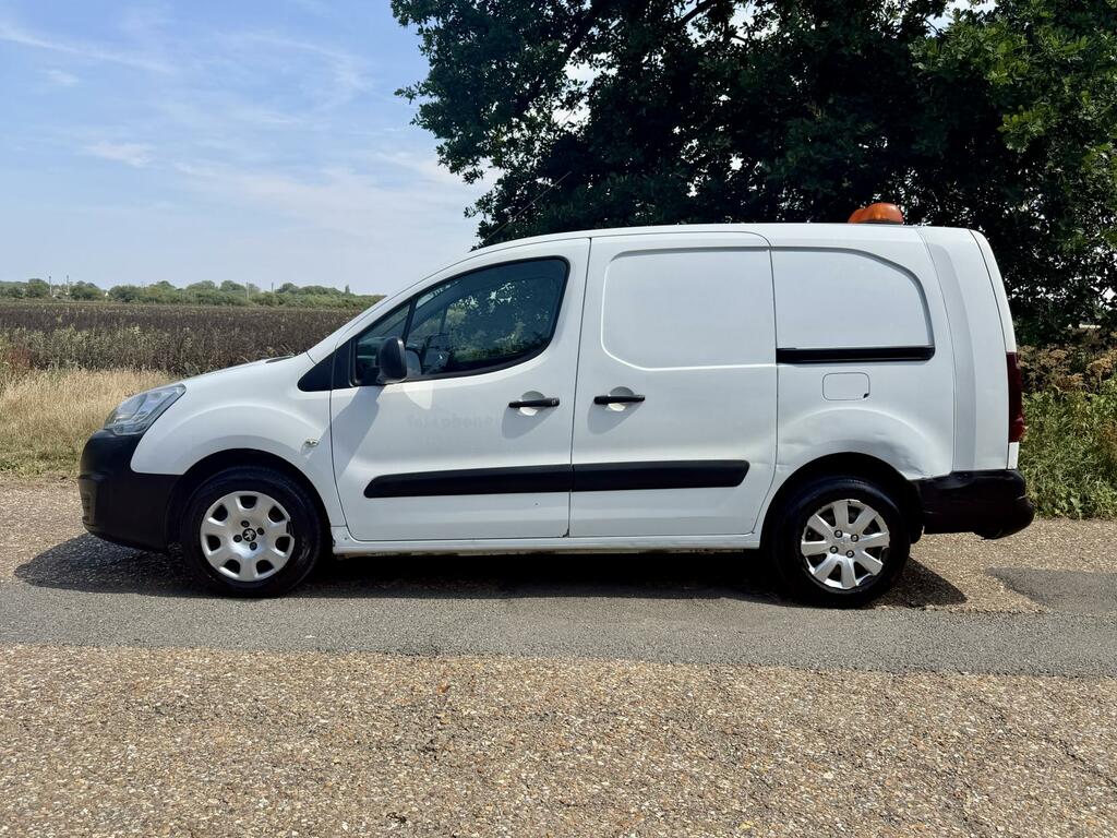 Peugeot Partner S White #2