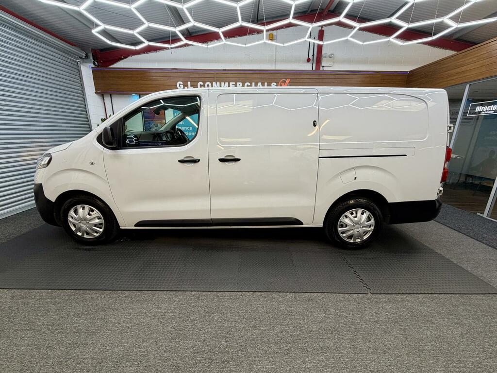 Vauxhall Vivaro Prime White