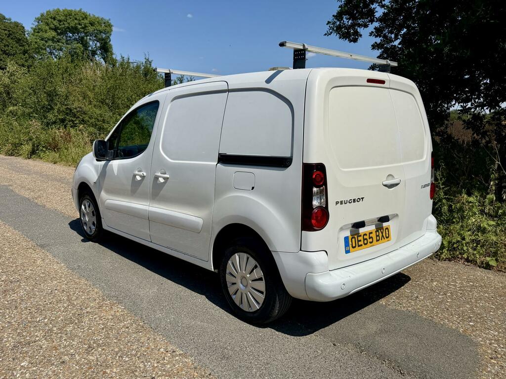 Peugeot Partner Professional White #2