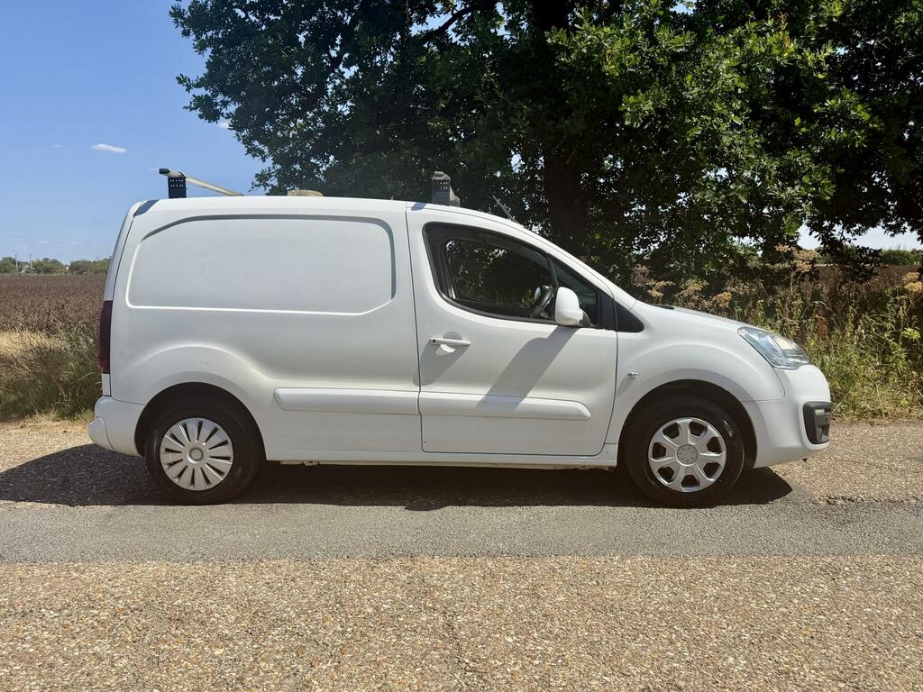 Peugeot Partner Professional White #3