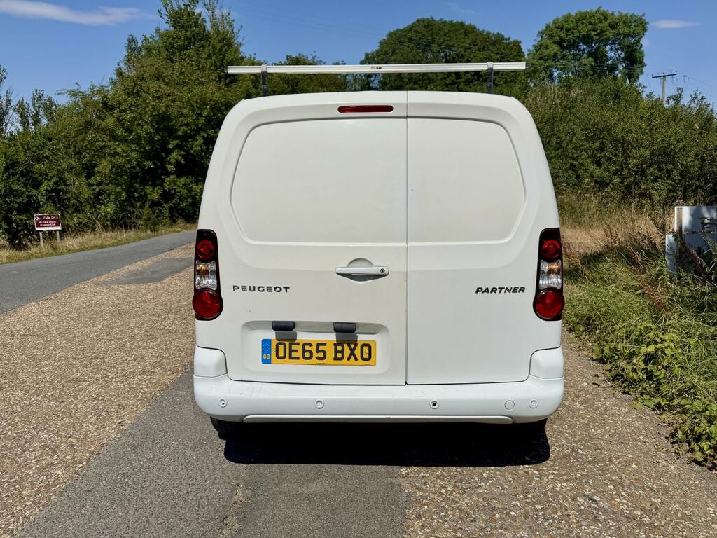 Peugeot Partner Professional White #6