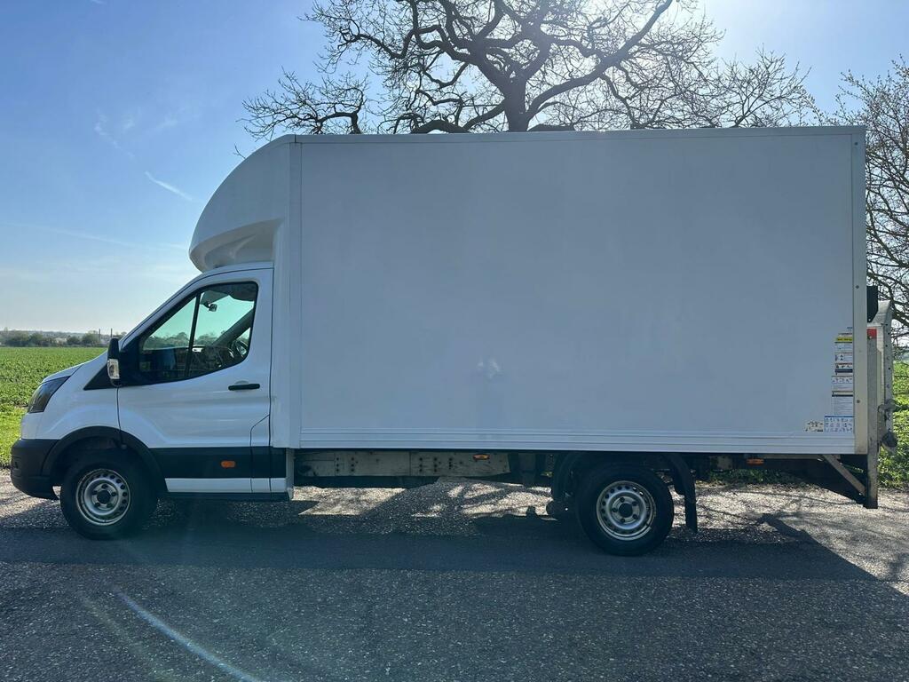 Ford Transit Custom Leader White