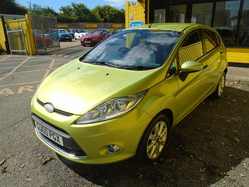 Ford Fiesta 1.25 Zetec Hatchback 129 Gkm, Green #2