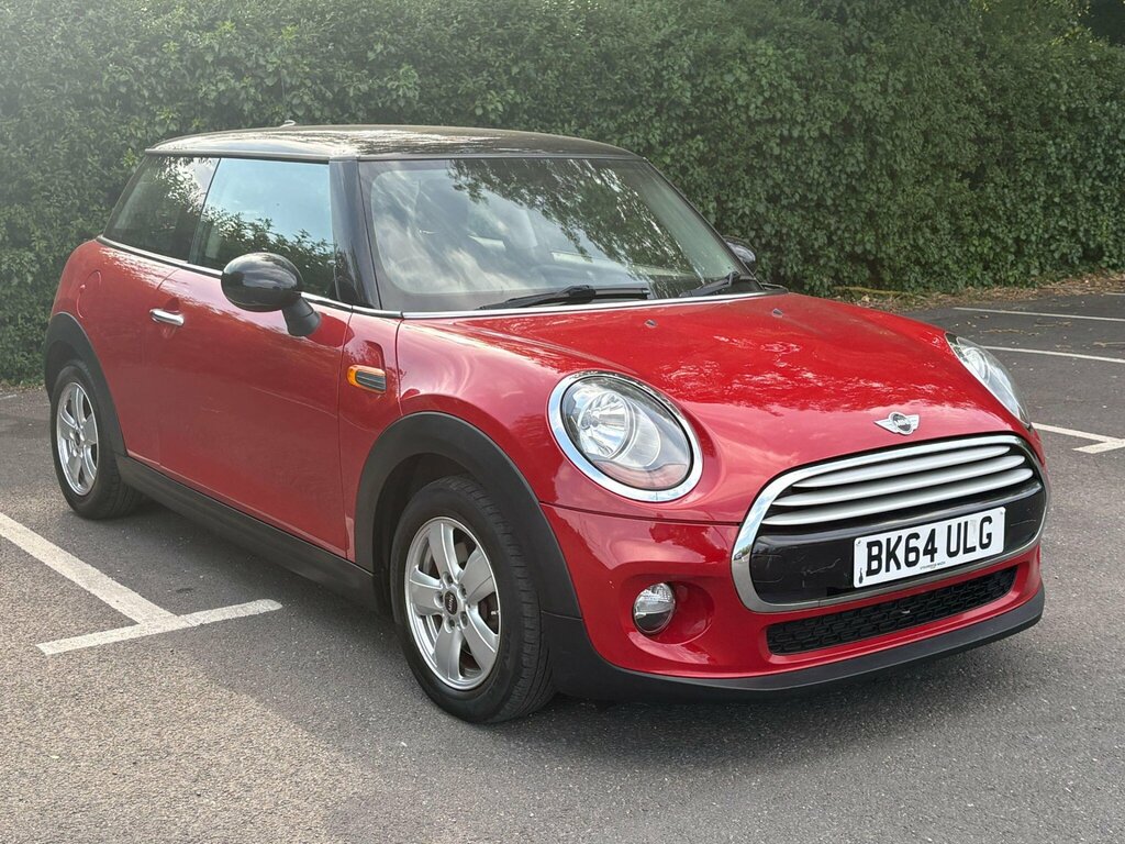 Mini Hatch 1.5 Cooper Euro 6 Ss BK64ULG Red