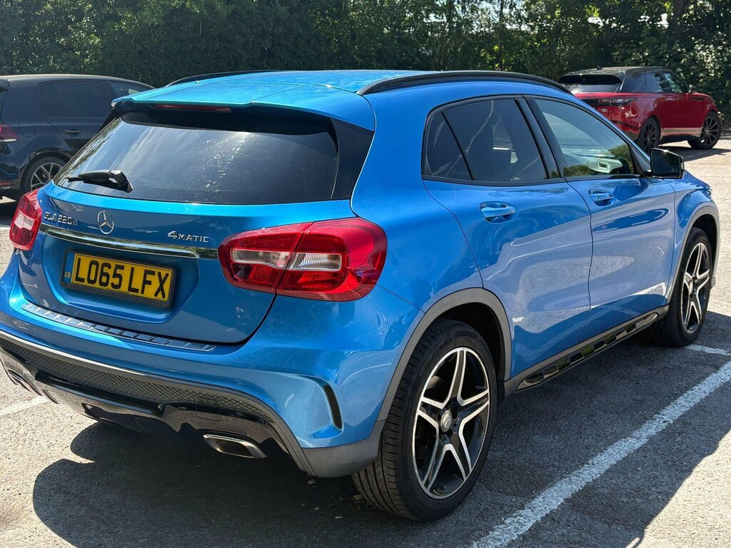 Mercedes-Benz GLA Class 2.1L Amg Line White #8