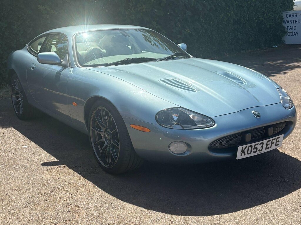 Jaguar XK8 4.2 2dr Blue