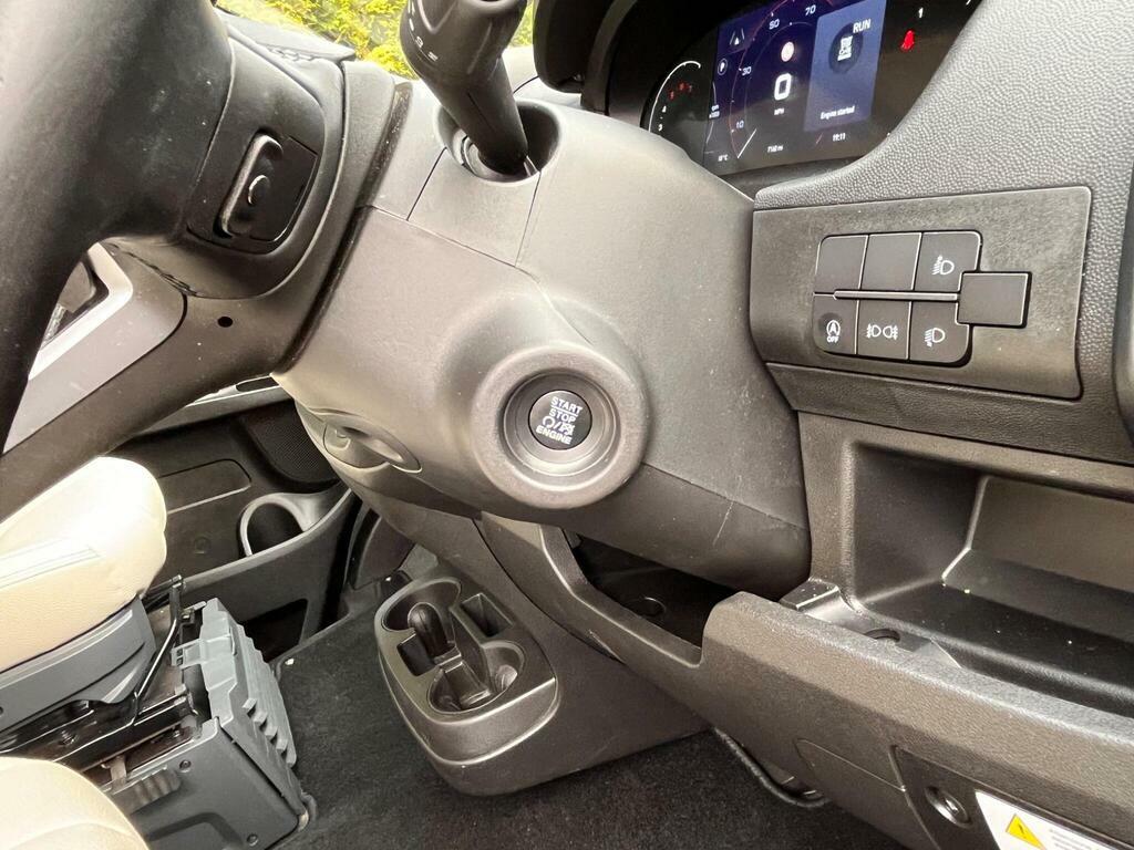 Fiat 1.2 Hybrid 48V 136 La Prima Edct-6 Blue #24