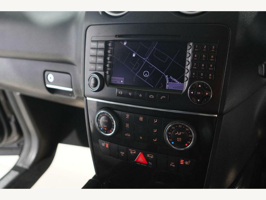Mercedes-Benz M Class 3.0 Ml320 Cdi Sport 7G-tronic Black #2