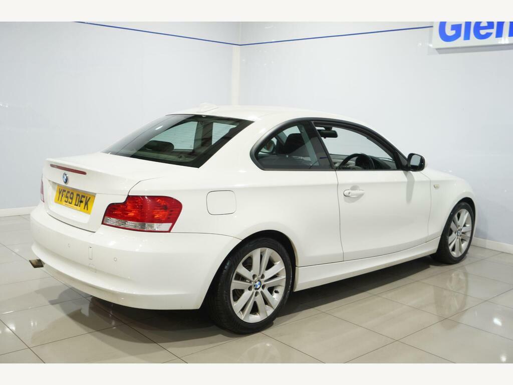 BMW 1 Series Hatchback 2.0 118I Se Euro 5 201010 Silver #22