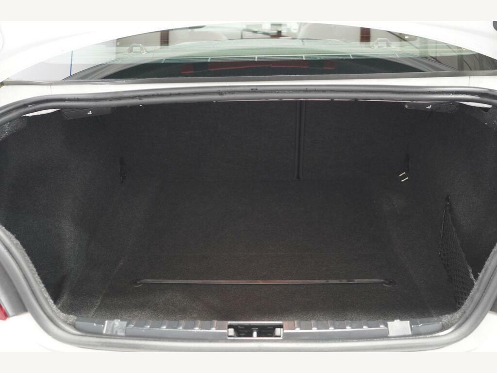BMW 1 Series Hatchback 2.0 118I Se Euro 5 201010 Silver #10