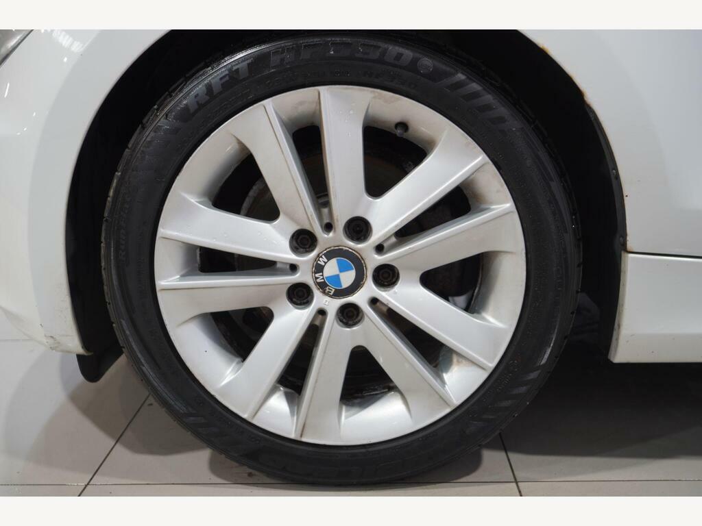 BMW 1 Series Hatchback 2.0 118I Se Euro 5 201010 Silver #26