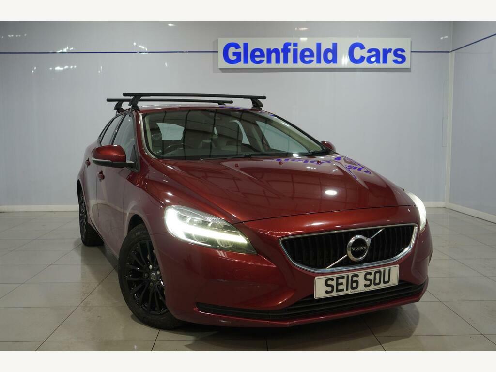 Volvo V40 2.0 T2 Momentum Euro 6 S S Red
