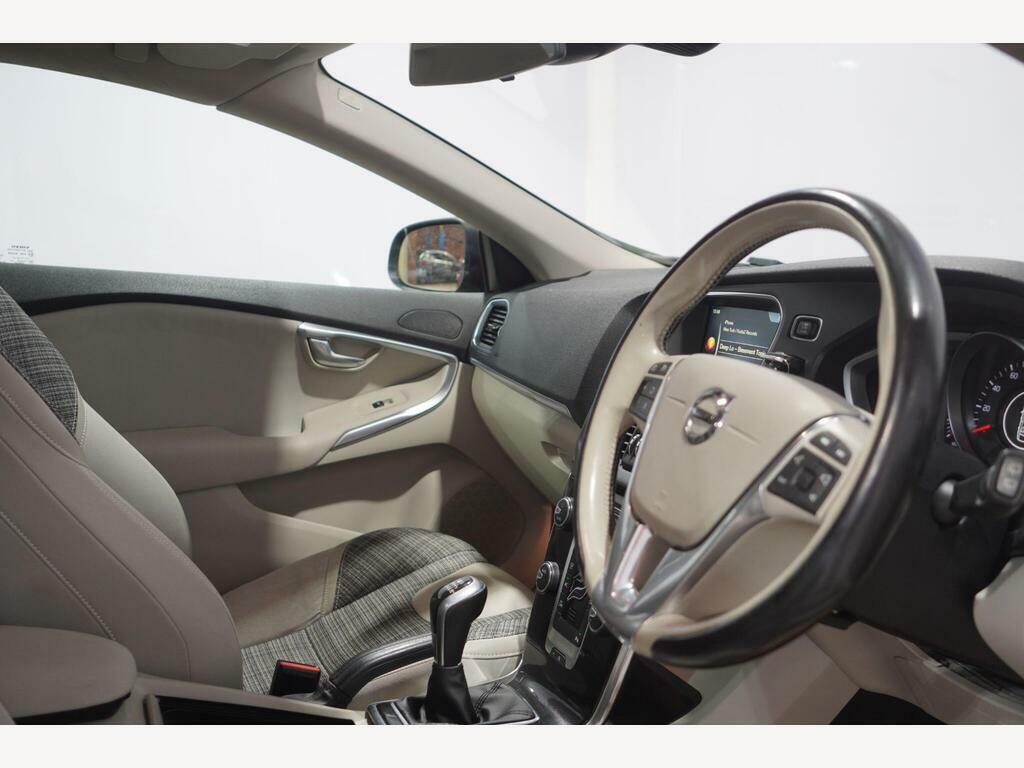 Volvo V40 V40 R-design D2 Black #14