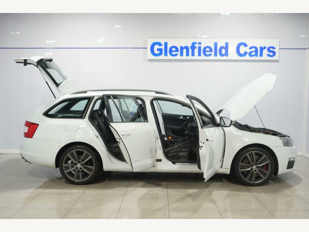 Skoda Octavia Estate White #25